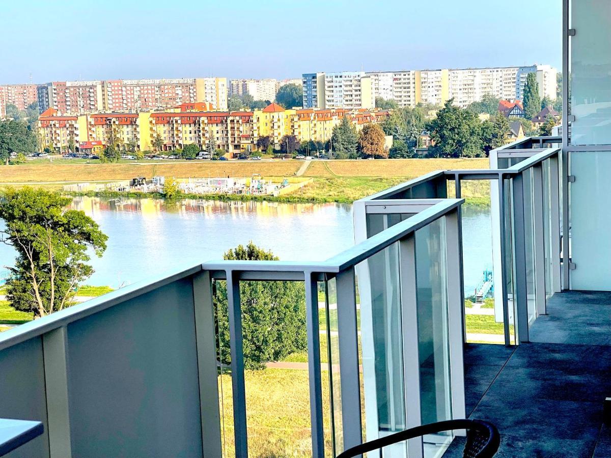 Apartament Z Tarasem I Widokiem Na Odre 弗罗茨瓦夫 外观 照片