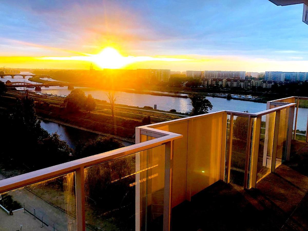 Apartament Z Tarasem I Widokiem Na Odre 弗罗茨瓦夫 外观 照片