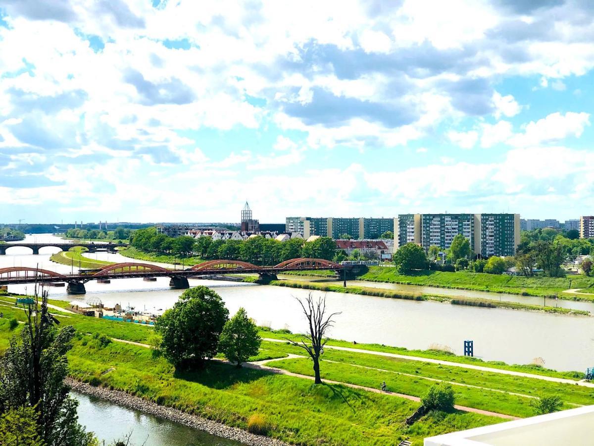 Apartament Z Tarasem I Widokiem Na Odre 弗罗茨瓦夫 外观 照片